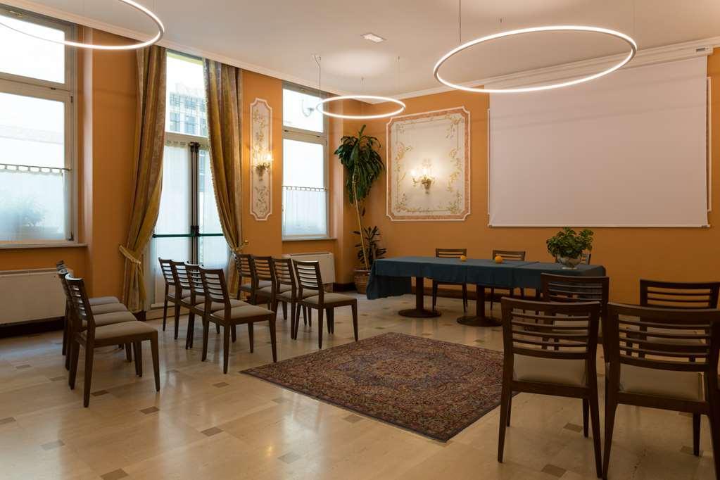 Hotel Palazzo Lovera 库尼奥 设施 照片