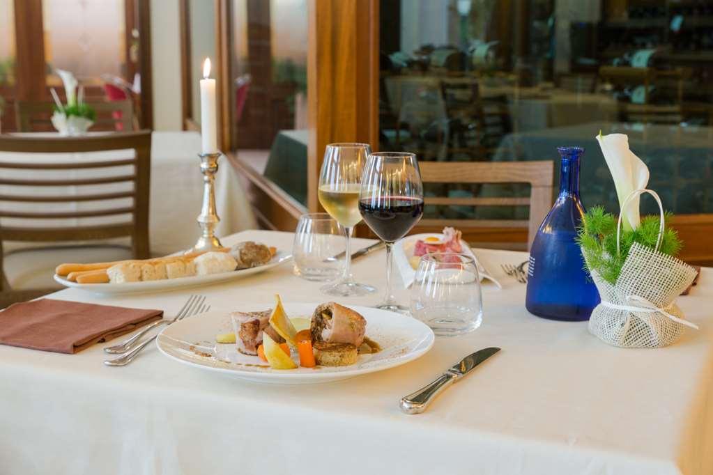 Hotel Palazzo Lovera 库尼奥 餐厅 照片